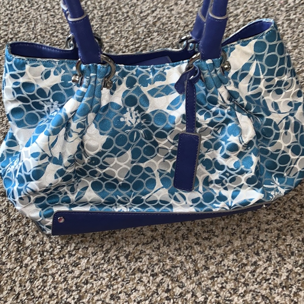 Nine West Handbag - Picture 7 of 16